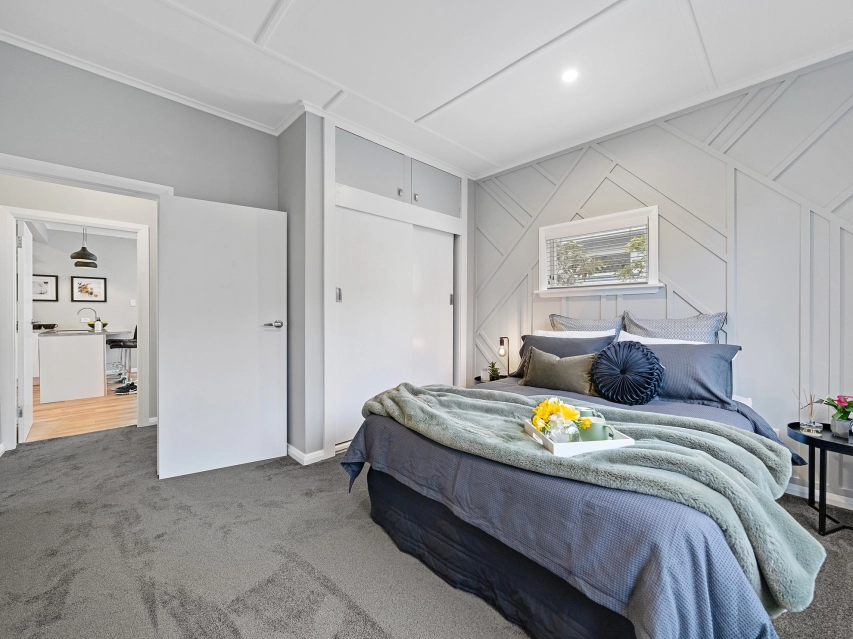 Bedroom complete