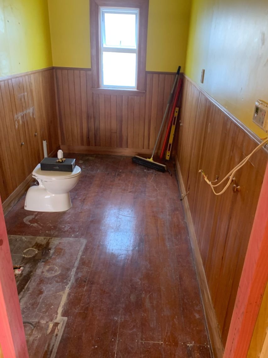 Tama Street Bathroom — Before
